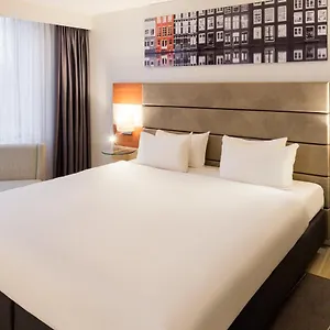 https://mercure-hotel-amsterdam-airport.amsterdamhotelsnl.com
