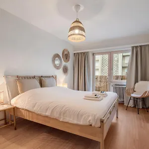 Appartement Beautiful Spacious 100m From The With 2 Terraces & Private Garage Box