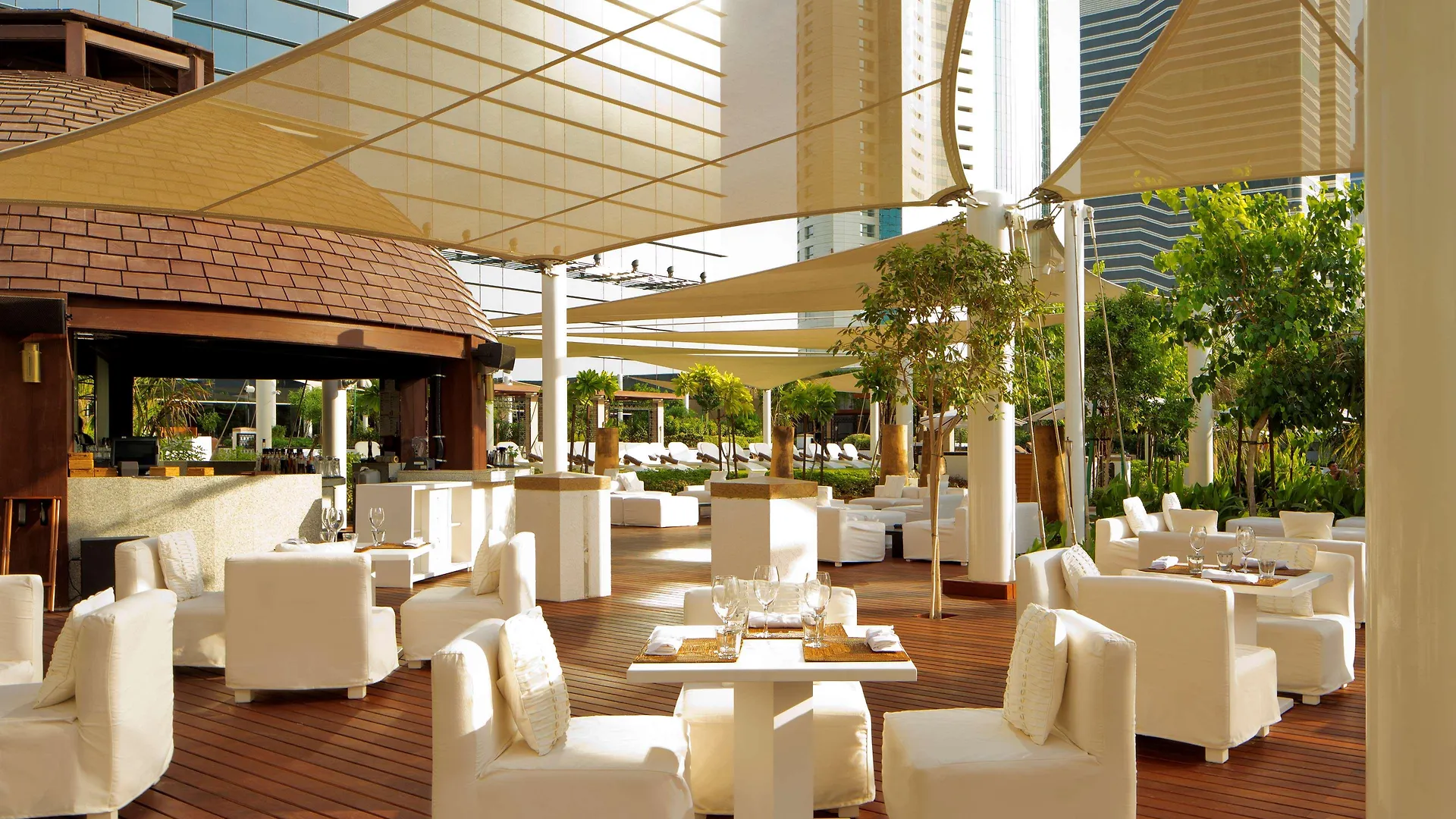 Conrad Dubai Hotel 5*,
