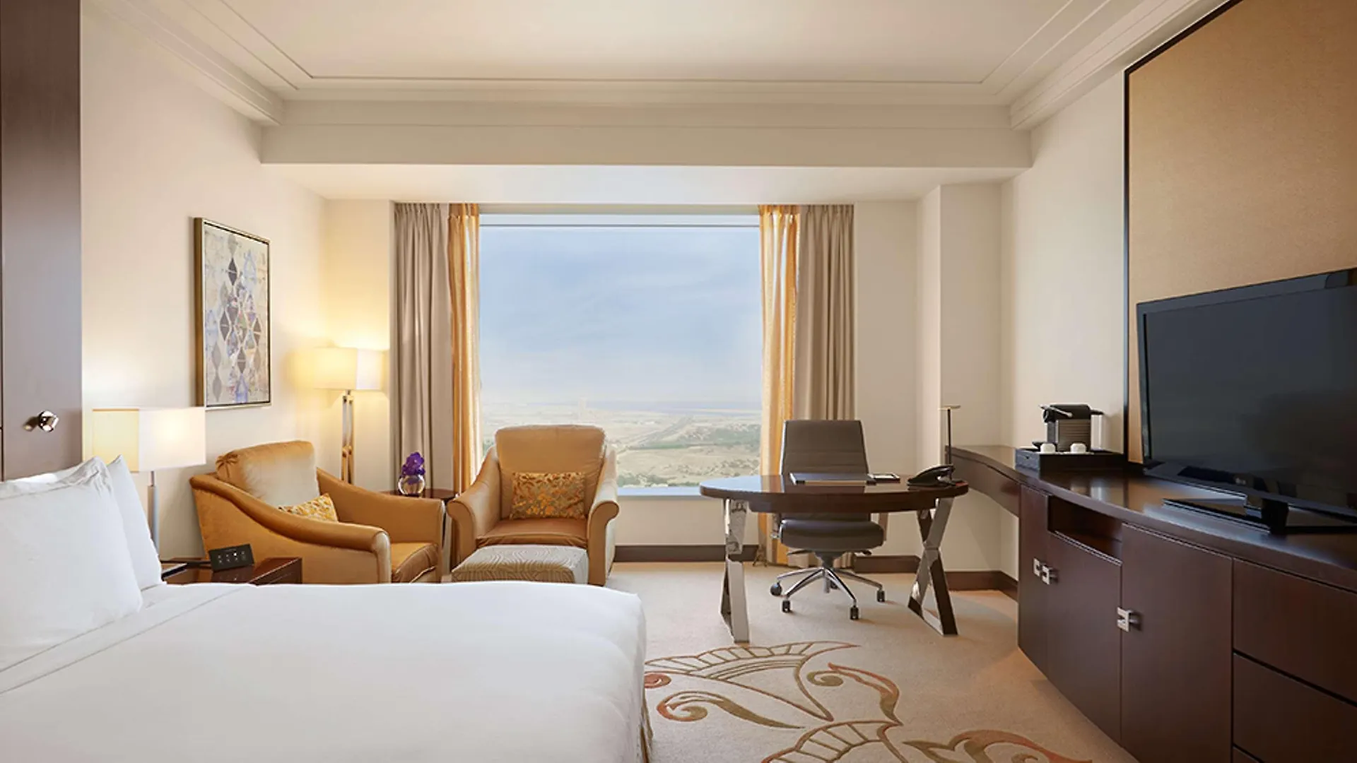 Conrad Dubai Hotel 5*,